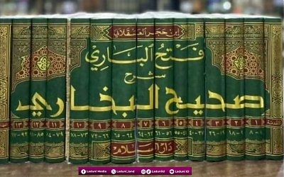 Tentang Mazhab yang Diikuti Al-Hafidz Ibnu Hajar Al-Asqalani dalam Bidang Aqidah dan Fiqih