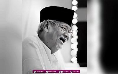 Karomah KH. Dimyati Rois, Melawan Jin dan Menghentikan Hujan