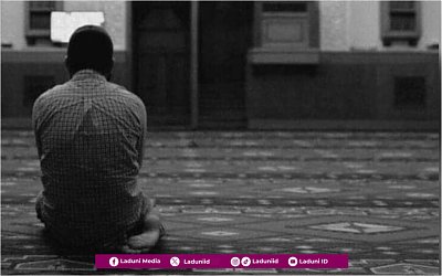 Pelajaran Memaknai Istighfar dari Gus Baha