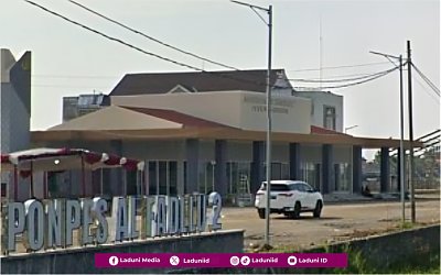 Ziarah di Makam KH. Dimyati Rois, Sosok Ulama Kharismatik dan Tawadhu'