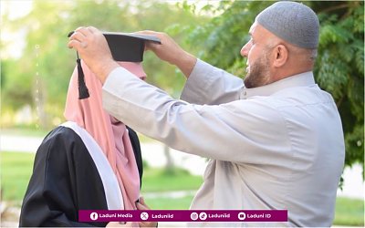 Berbakti kepada Orang Tua adalah Kunci Sukses Dunia Akhirat
