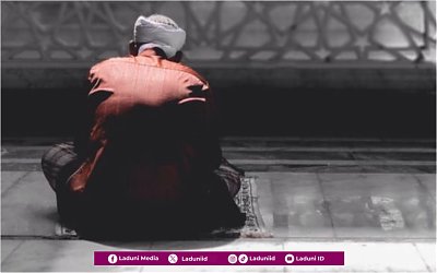 Khutbah Jumat: Pentingnya Amal Ibadah dengan Bekal Ilmu, Takwa, dan Ikhlas