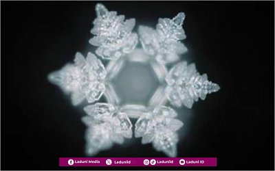Kristal Air Zamzam yang Unik dan Tiada Duanya