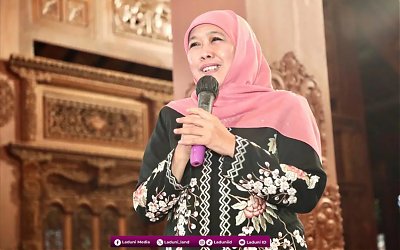 Biografi Khofifah Indar Parawansa, Ketua Umum Muslimat NU