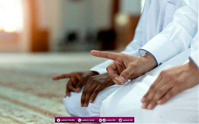 Rahasia Bacaan Tahiyat Akhir Hanya Menyebut Nabi Muhammad dan Nabi Ibrahim
