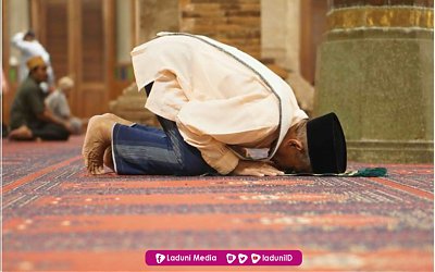 Sholat Sunnah Qobliyah Sebelum Jum’at