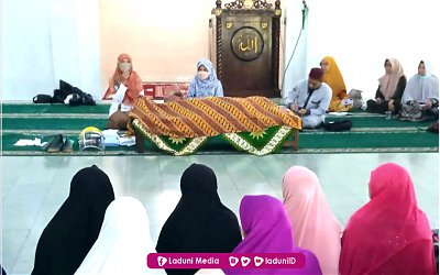 Shalat Hadiah Mayit Dilengkapi Wirid dan Doanya