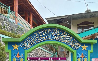 Guru Spiritual Soekarno (3):  Dari Penjara ke Pesantren Cikiruh Sukanegara Cianjur
