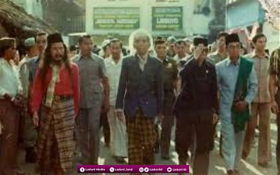 Tahun 1945 M: Heroisme KH. Mahrus Aly Merebut Kembali Kemerdekaan Indonesia