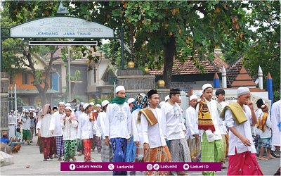 Sebuah Alasan Memilih Pendidikan Pesantren