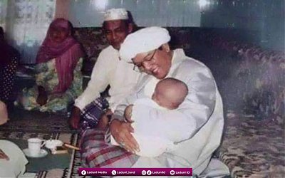Tujuh Resep Guru Sekumpul dalam Mendidik Anak