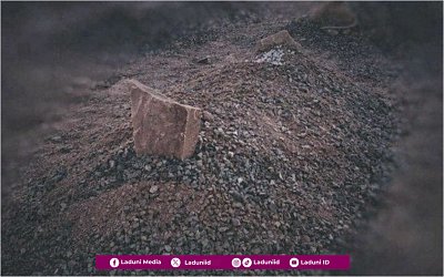 Jika Hidupmu Terasa Penuh Beban, Gus Baha Menyarankan agar Datang ke Kuburan untuk Merenung