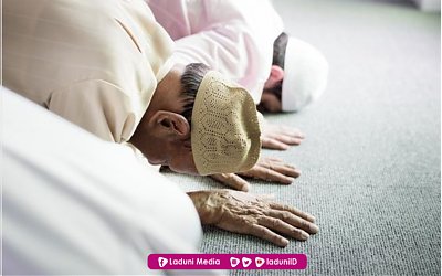 Hukum Lupa atau Ragu Jumlah Rakaat saat Melaksanakan Shalat