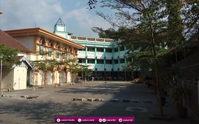 Lintas Ziarah dan Bertawassul di Makam KH. M. Ma'shum Ali Jombang