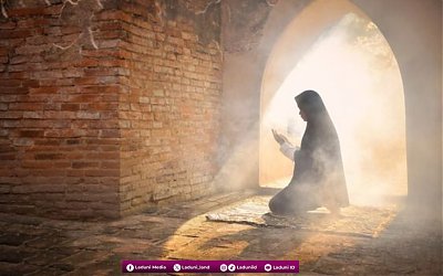 Kisah Seorang Perempuan yang Istiqomah Membaca