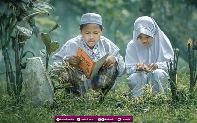 Shalawat Peringan Siksa Kubur untuk Orang Tercinta