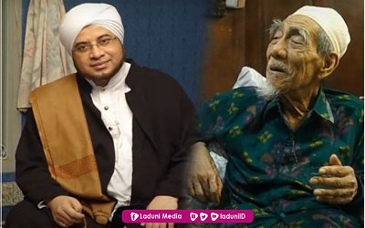 Wujud Ekspresi Adab terhadap Orang Alim