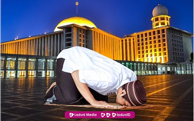 Tata Cara Sujud Syukur yang Benar Sebagai Ungkapan Rasa Syukur