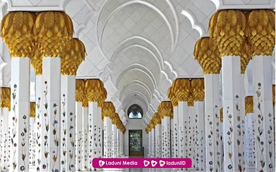 Keutamaan di Hari Jumat Menurut Para Ulama