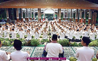 Mengulik Sejarah di Balik Berdirinya ISHARI (Ikatan Seni Hadrah Indonesia)