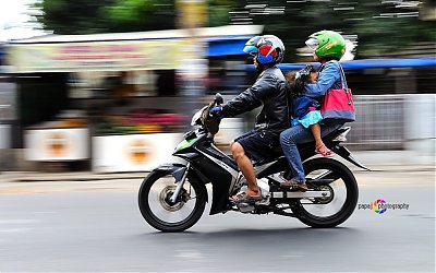 Ojek Angkuh