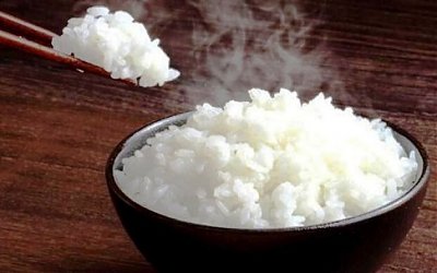 Hikmah Membaca Shalawat Sebelum Makan Nasi