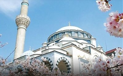 Mengintip Masa Depan Islam di Negeri Sakura