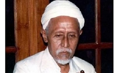 Belajar Bijaksana dari Mbah Dullah Saat Menjawab Wanita Iddah Berangkat Haji