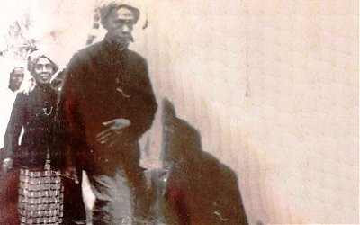 Kisah Mbah Dalhar Bikin Bambu Runcing Terbang Layaknya Senapan