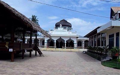 Menelusi Dayah dalam Perspektif Historis