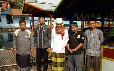 Kiai Endang Bentuk Pengurus MWCNU Cigombong di Danau Lido