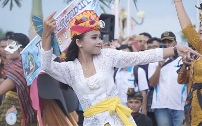 Lomba Nyongkolan Tandai Kemeriahan Kirab Pemuda Nusantara di Lombok
