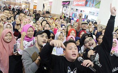 Meet and Greet Artis Film OKB Goncang Surabaya