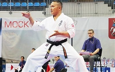 Karateka Asal Tapanuli Ini Sukses Kibarkan Bendera Merah Putih di Rusia