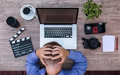 Tips Mengatasi Pusing Saat Berpuasa