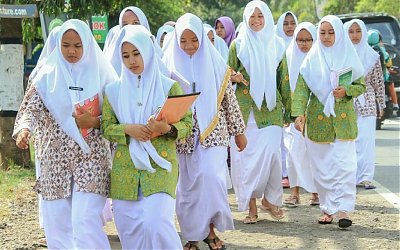 Begini Beratnya Menjadi Santri di Era Millenial