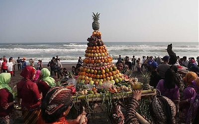 Pakar Budaya: Tradisi Sedekah Laut Bukanlah Sinkretisme