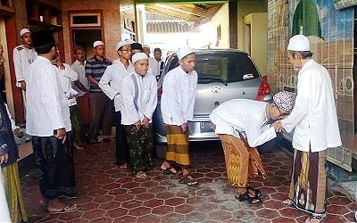 Akhlak Murid kepada Guru Menurut Kiai Hasyim Asy’ari