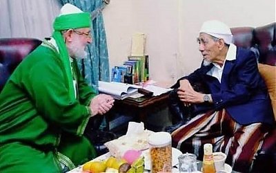 Lima Ciri Kewalian KH Maimoen Zubair Menurut Syekh Fadil Al-Jailani