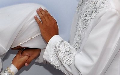 Inilah 14 Keistimewaan Istri Shalehah