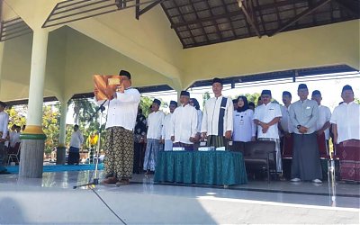 Apakah Tantangan Santri Zaman Sekarang? Inilah Jawaban Bupati Bondowoso