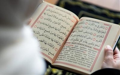 Tiga Golongan Pembaca Al Qur'an