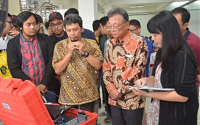Kembangkan Mobil Listrik, Hino Indonesia Kerjasama dengan Fakultas Teknik UI
