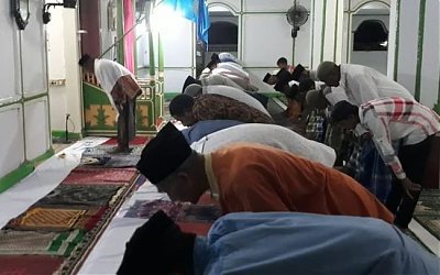 Bacaan Lengkap tentang Waktu, Jumlah dan Fadhilah Shalat Tarawih