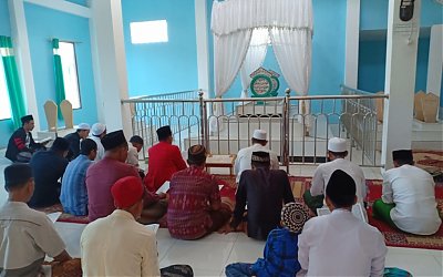 Mengenang Jasa Pahlawan, Alumni Salafiyah Syafi'iyah di Kalbar Ziarahi Makam Pahlawan