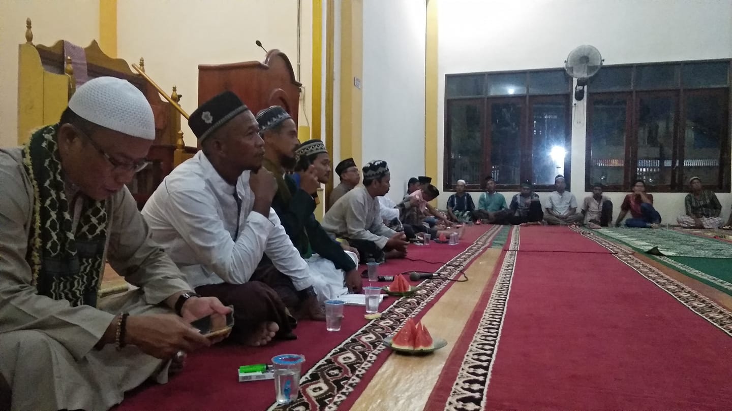 Warga Gonis Tekam Antusias Peringati Maulid Nabi Saw