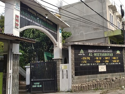 Pesantren Al-Musyarrofah Cianjur