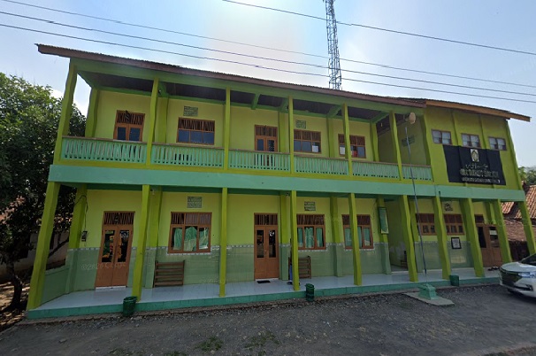 Pesantren Al Anwariyah Pati