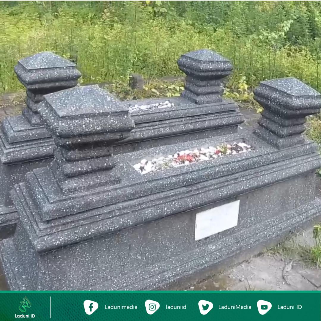Ziarah Makam KH. Noor Ahmad SS, Pakar Ilmu Falakiyah Indonesia