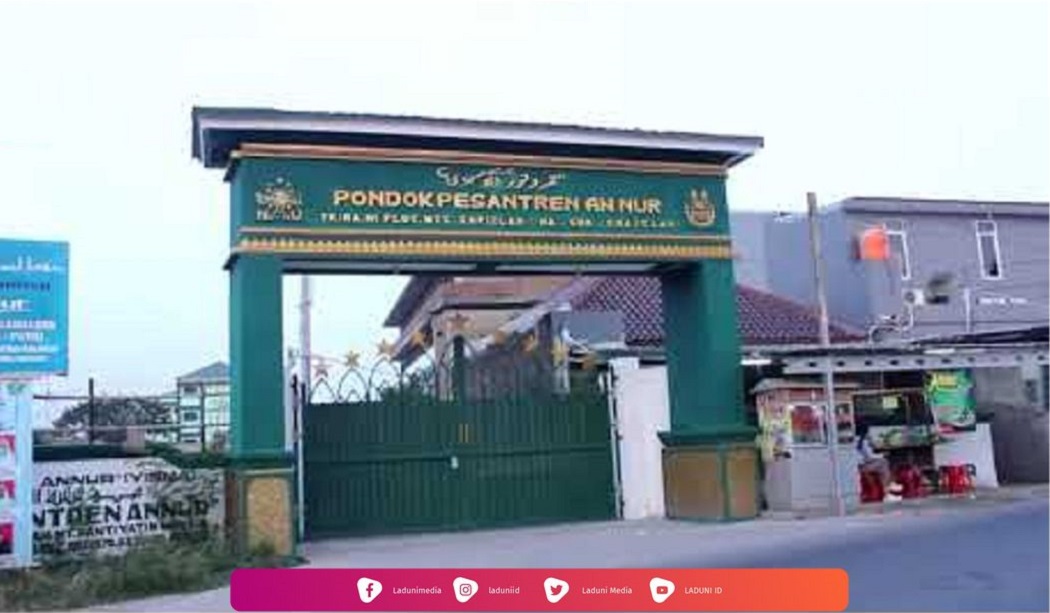 Ziarah di Makam KH. Muchtar Thabrani, Rais Syuriah Pertama PCNU Kota Bekasi